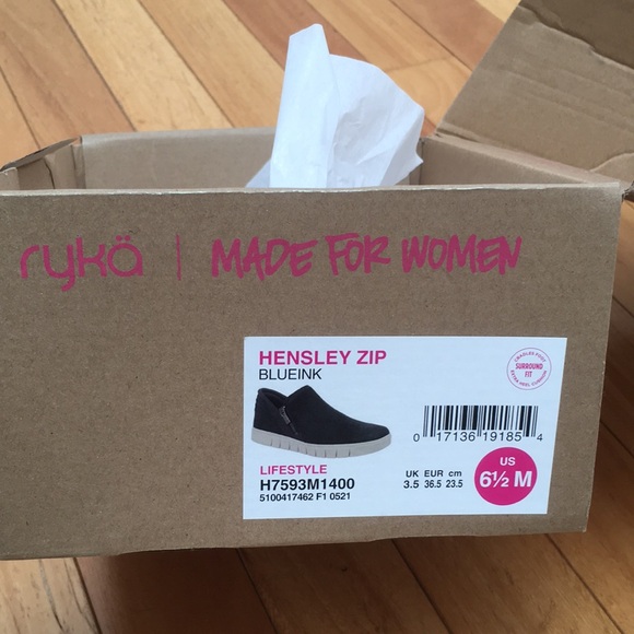 NWOT Ryka Hensley Zip sneakers - Picture 4 of 5